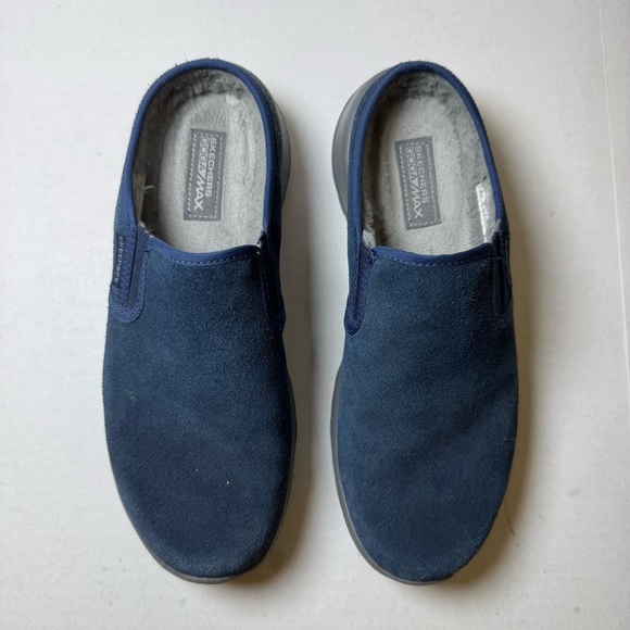 Skechers GOGA MAX Slip On Shoes - Picture 3 of 9